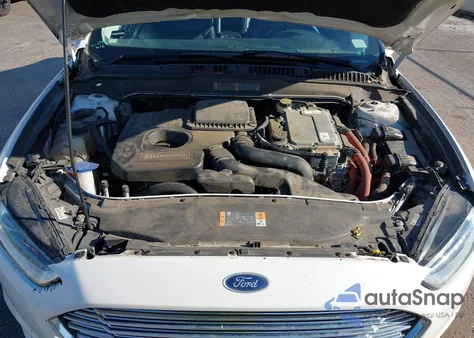 2013 Ford Fusion Hybrid Se z USA, uszkodzony, nr VIN 3FA6P0LUXDR318532